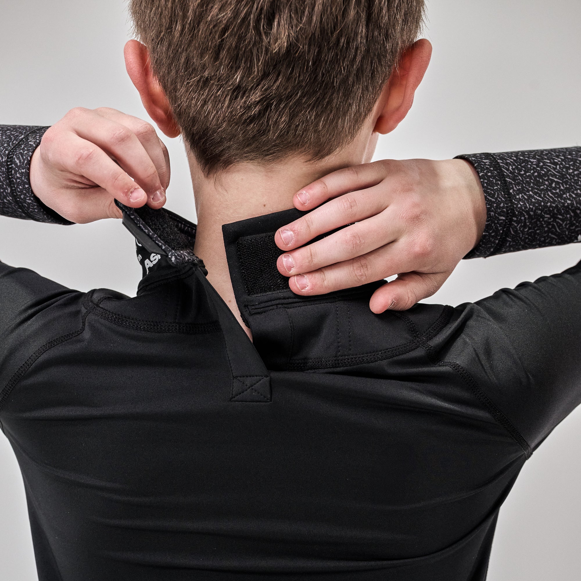 EOS Neck and Wrist Guard Shirt Junior