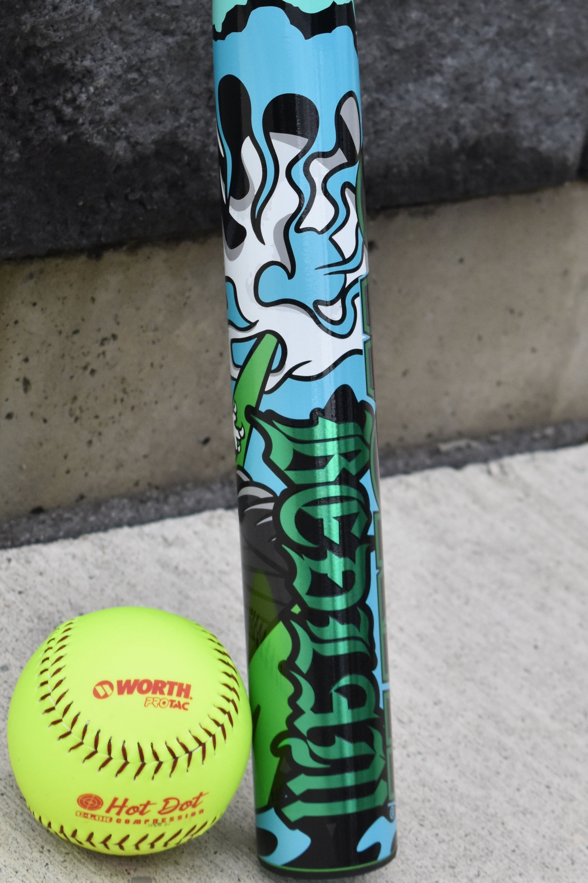 Worth Bedlam 1PC 12.75" Barrel Slow Pitch Bat